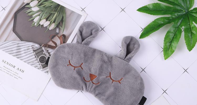 兔子的夏日降温秘籍（科学选择冰袋，让兔子度过炎热夏季）