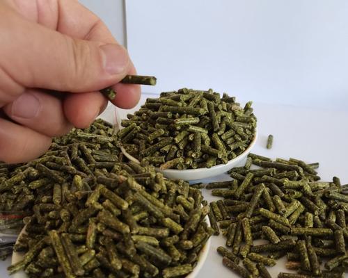 苜蓿草（探究苜蓿草作为兔子饲料的适用性和营养特点）
